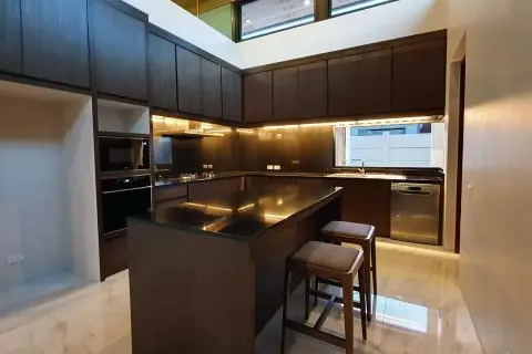 Baan Varij