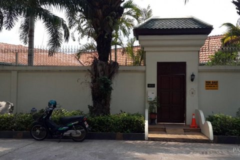 House on Jomtien Beach, Pattaya, Thailand 2 bedrooms № 24239