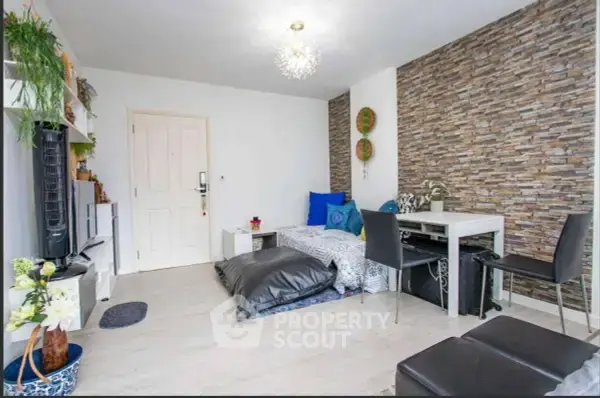Studio Condo at D Condo Sign Chiang Mai close to CentralFestival Chiangmai