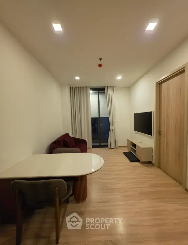 2-BR Condo at XT Phayathai near BTS Phaya Thai