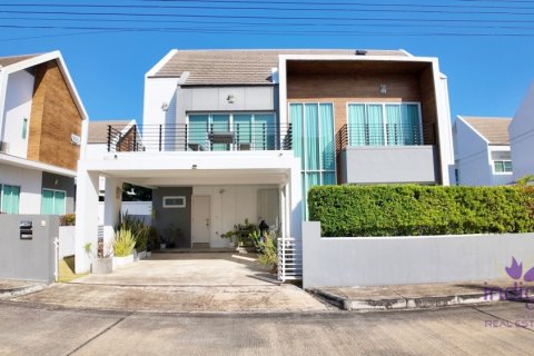 House in Mae Rim, Thailand 4 bedrooms № 120400