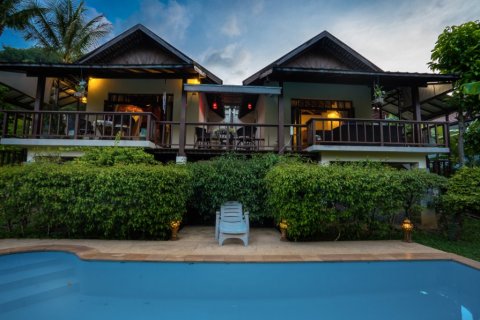 Villa in Ko Samui, Thailand 3 bedrooms № 99541