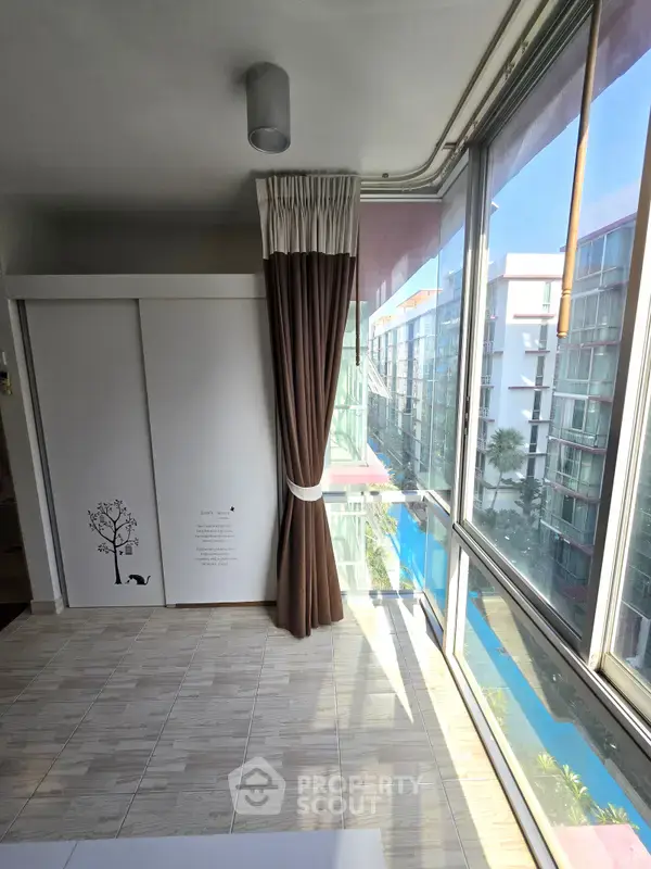 1-BR Condo at The IRIS Rama 9 - Srinagarindra near ARL Hua Mak