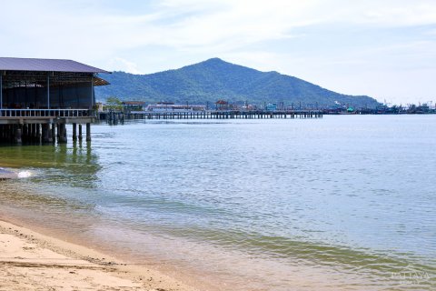 House in Pattaya, Thailand 5 bedrooms № 20261