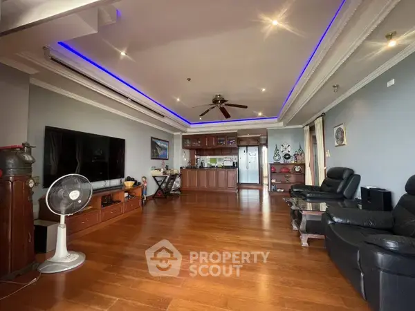 2-BR Condo at View Talay 3 Condominium Pratumnak close to Phratamnak