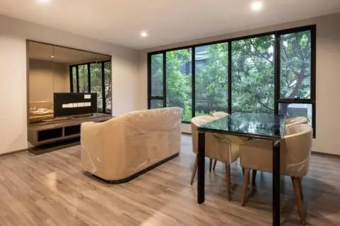 Condo in Bangkok, Thailand, 2 bedrooms in Ideo Mobi Sukhumvit 40